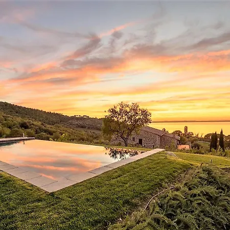 Polvese Luxury Estate Βίλα *