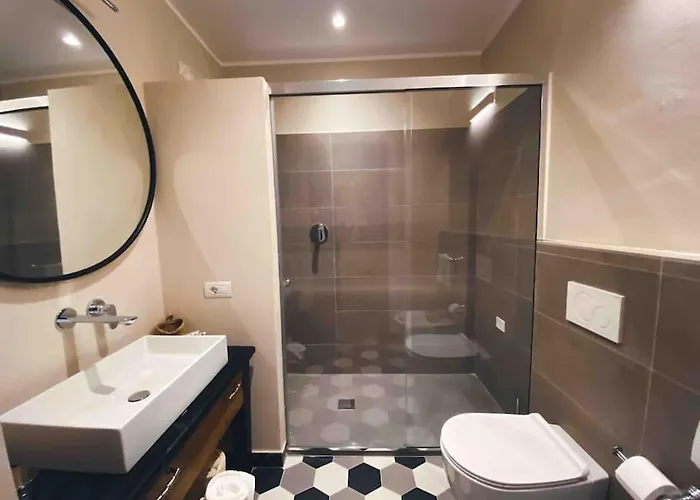 Polvese Luxury Estate Villa *